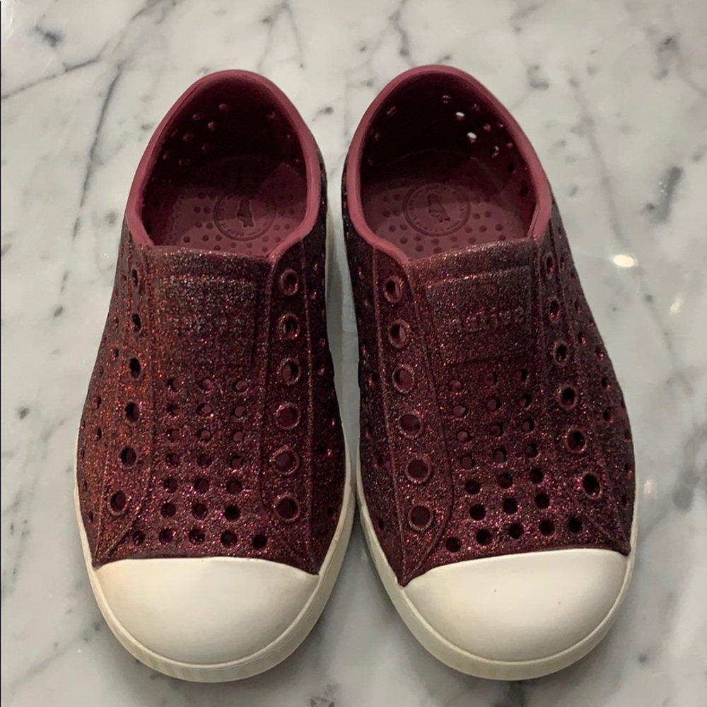 Toddler Size 7 Glitter Natives